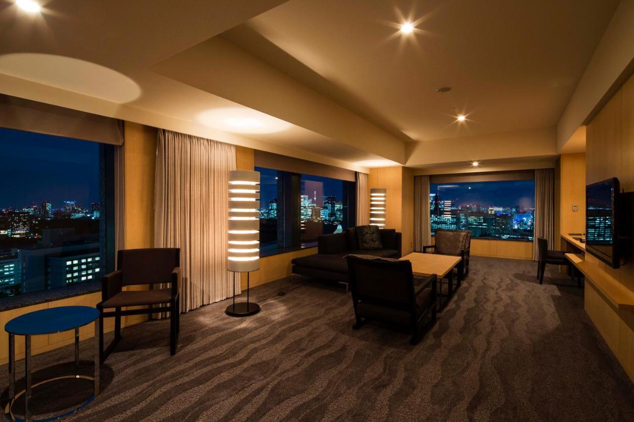 Executive Suite King Room Non-Smoking,1021908877:JPEG